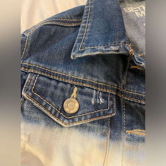 Bethany Mota ❤️ Cropped Faded Jean Jacket P/S with a FREE XS FAMILY TANK 👀 - Picture 11 of 14
